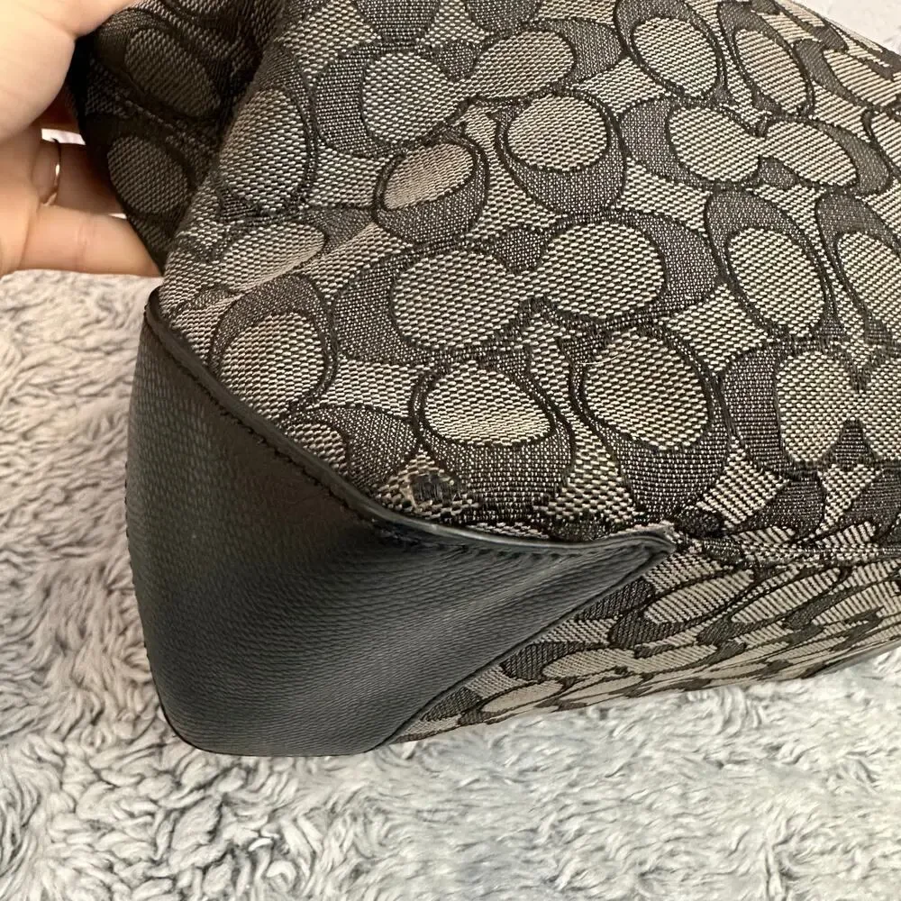 Coach Signature Monogram Canvas Tote Shoulder Bag Black & Gray Zip Closure